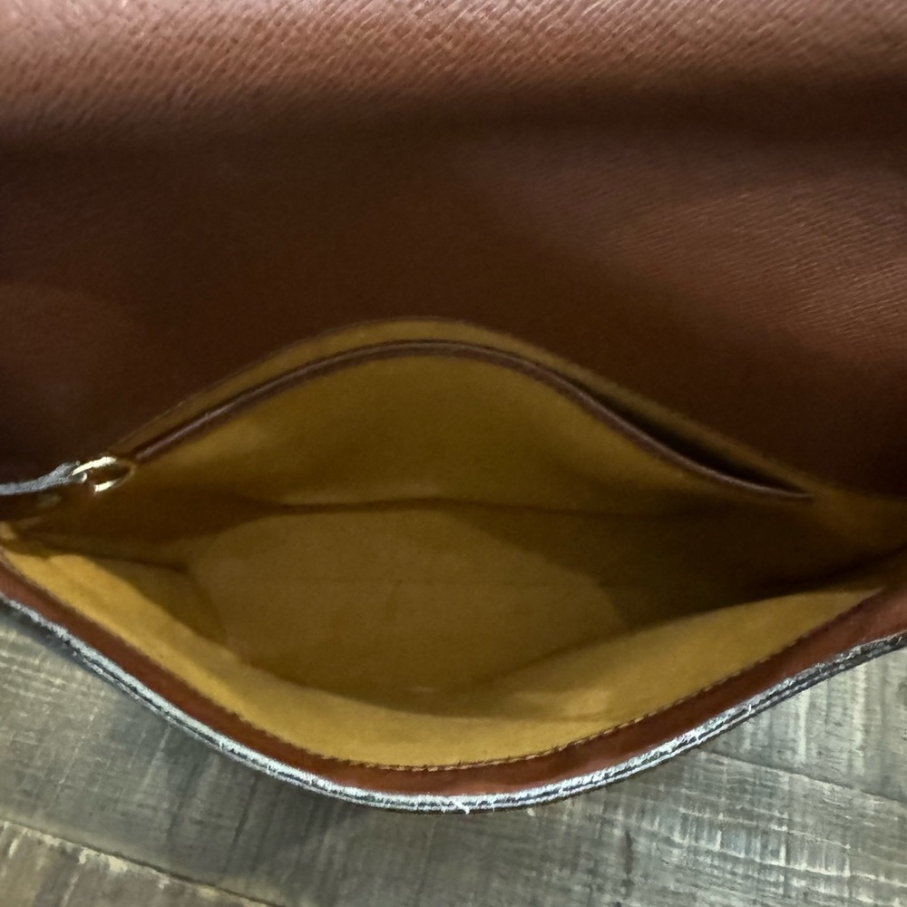 Louis Vuitton Musette Salsa GM - Picture 4 of 13